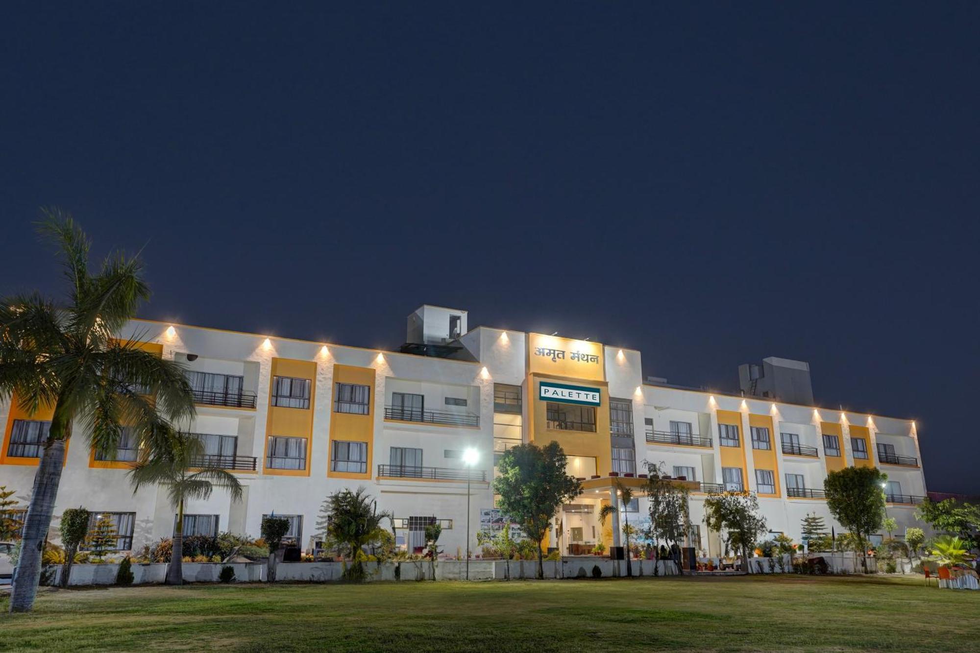 Hotel Amrit Manthan Chittorgarh Dış mekan fotoğraf
