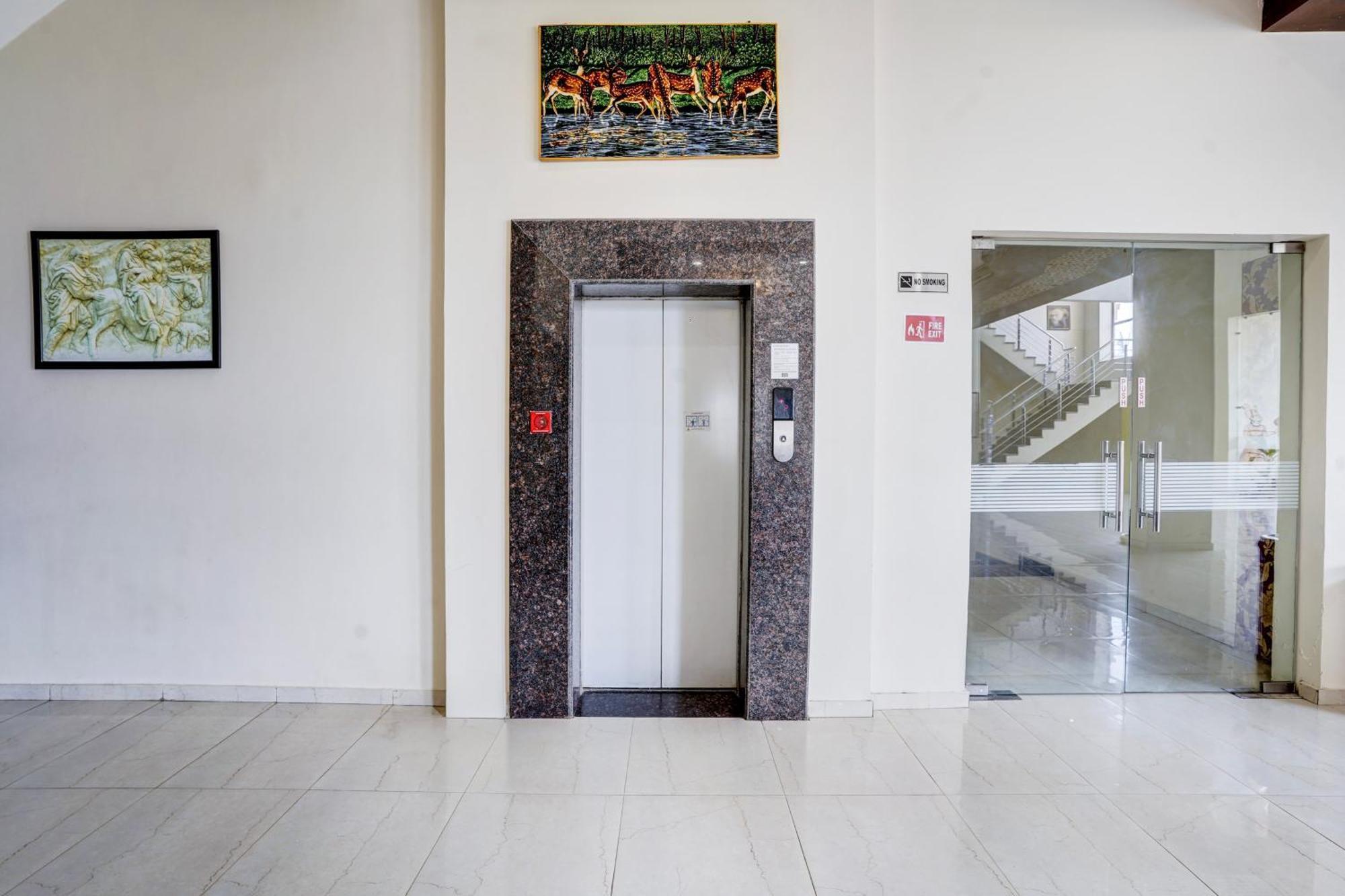 Hotel Amrit Manthan Chittorgarh Dış mekan fotoğraf