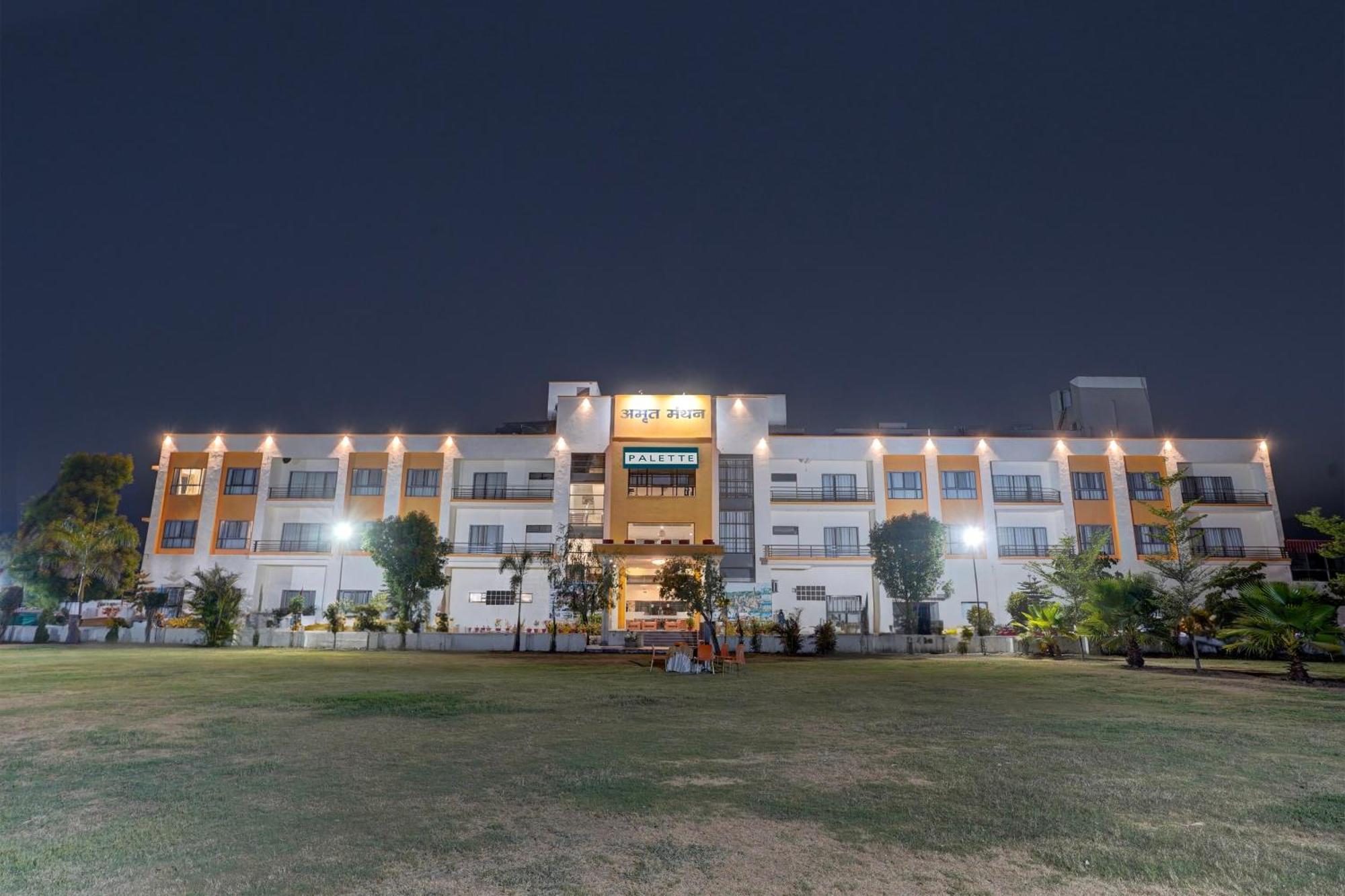 Hotel Amrit Manthan Chittorgarh Dış mekan fotoğraf