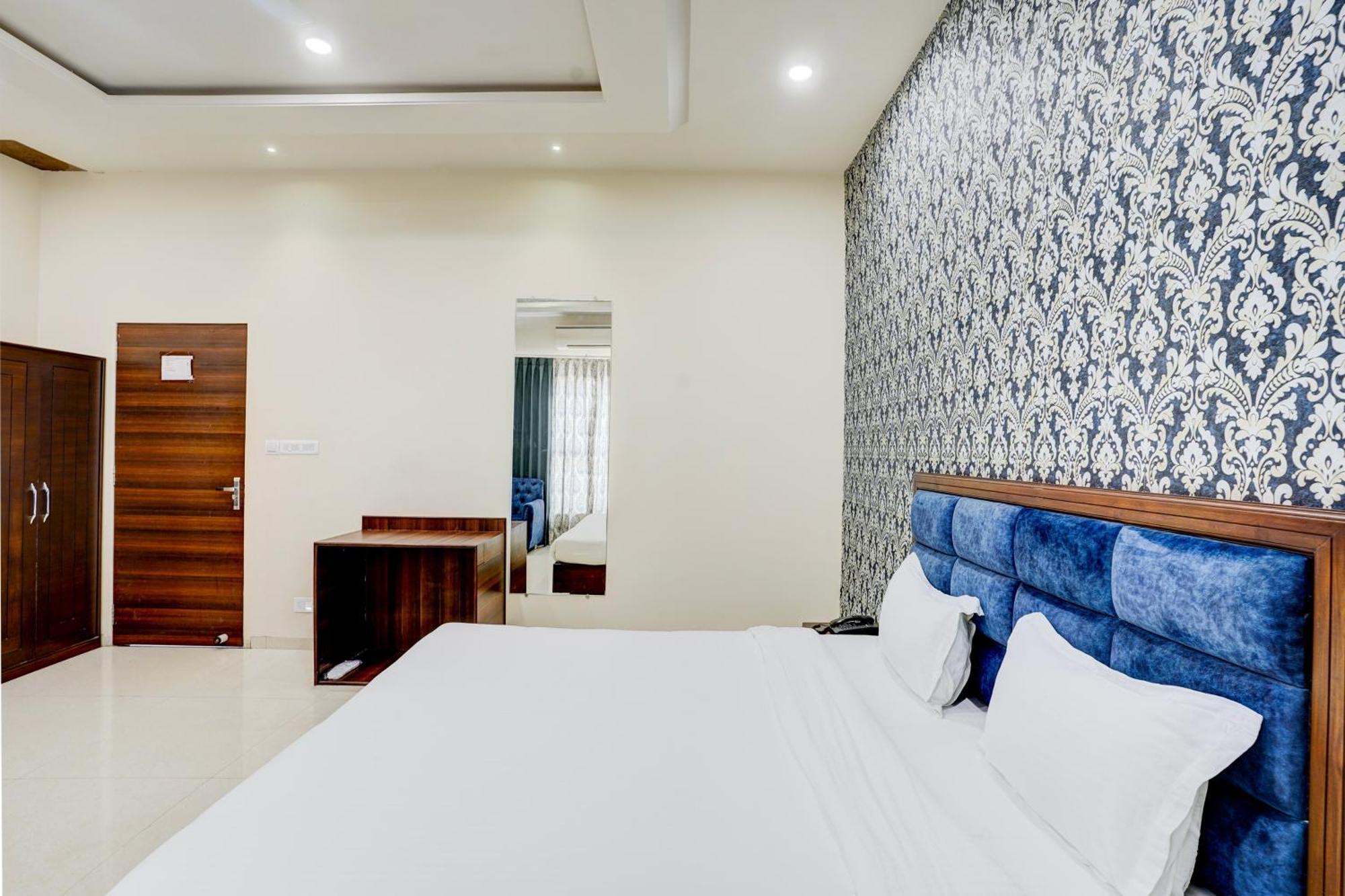 Hotel Amrit Manthan Chittorgarh Dış mekan fotoğraf