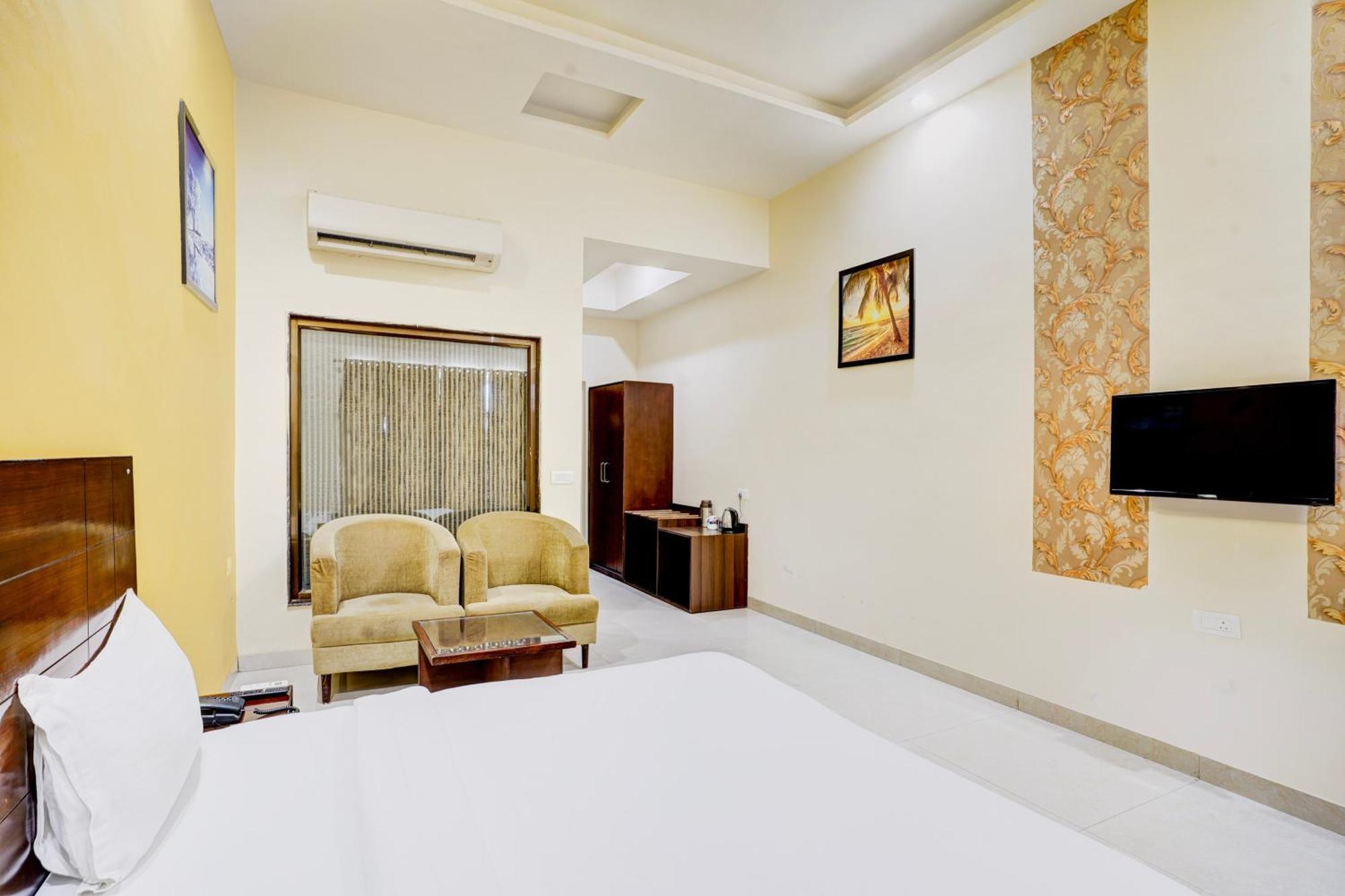 Hotel Amrit Manthan Chittorgarh Dış mekan fotoğraf