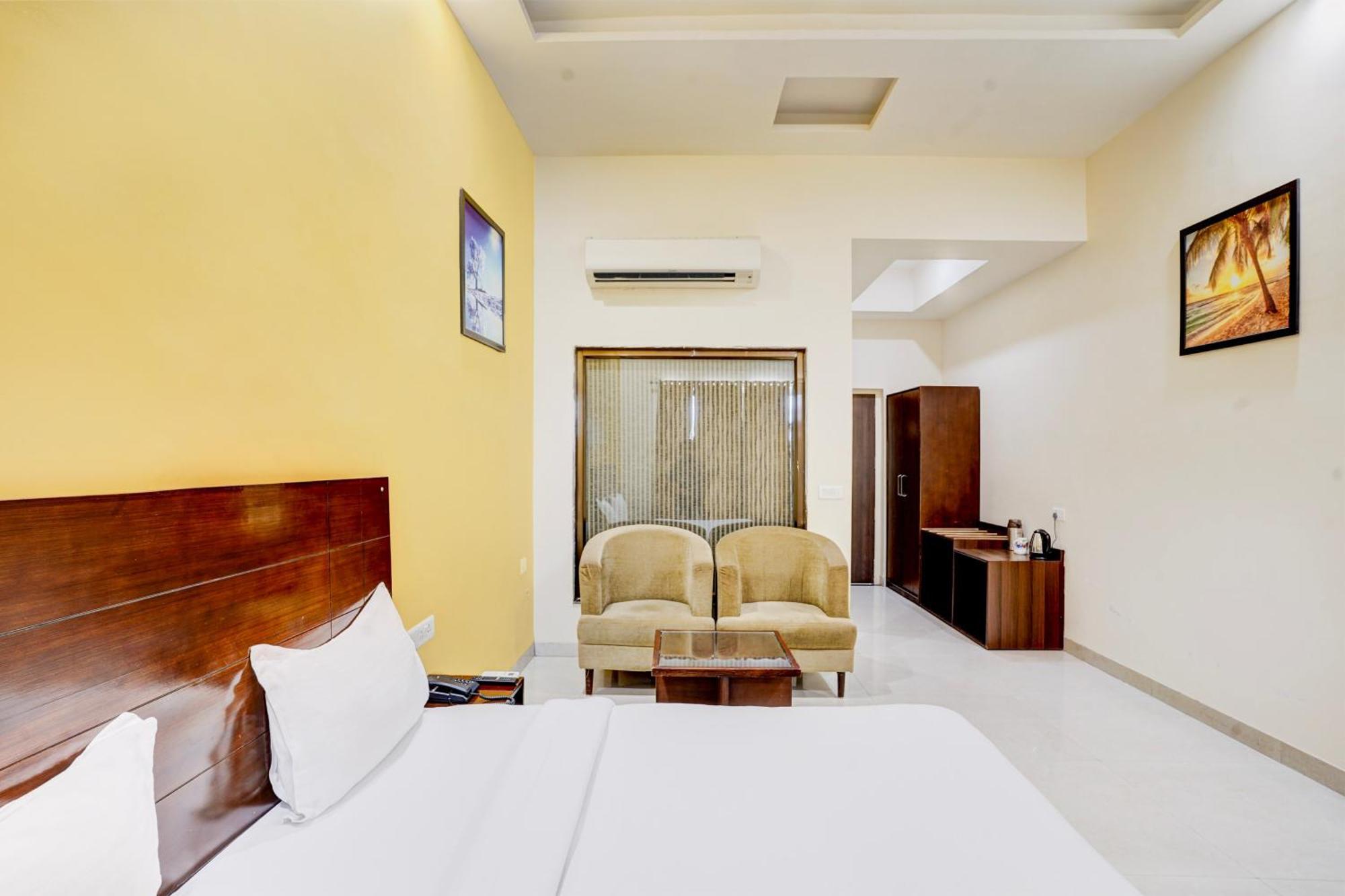 Hotel Amrit Manthan Chittorgarh Dış mekan fotoğraf